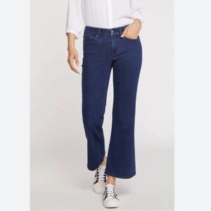 NYDJ Women's Size Medium Waist Match Genesis Relaxed Flare in Underground Wash